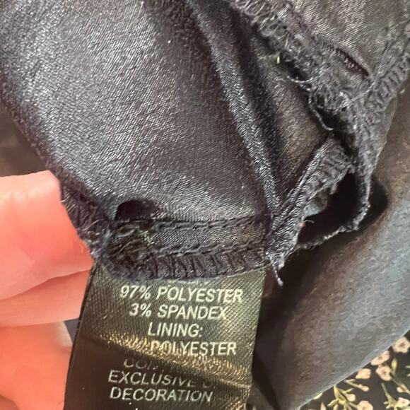 Lulus Navy Blue Flowered Dress Size Small Preloved - Picture 12 of 14